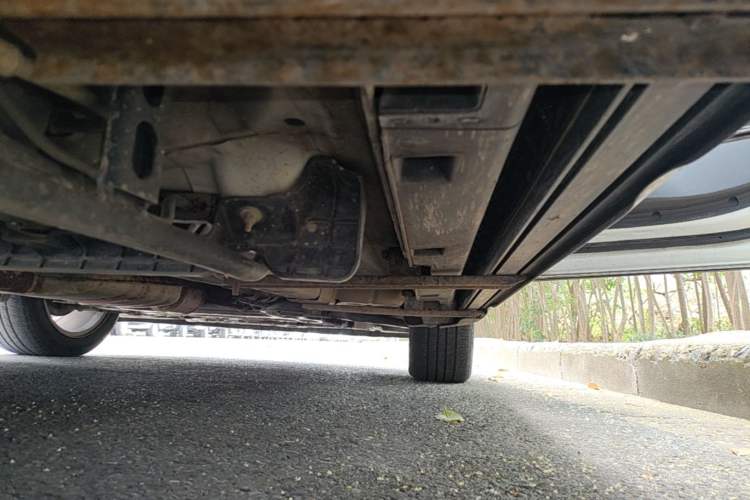 Used Buick Encore 2015 1.4T Automatic Two-Wheel Drive Urban Leading Model Right Side Sill