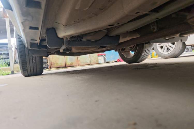 Used Buick Encore 2015 1.4T Automatic Two-Wheel Drive Urban Elite Version Right Side Sill