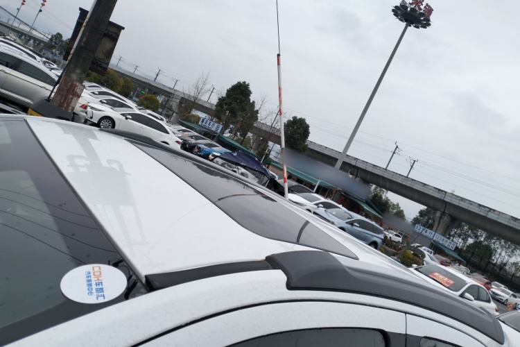 Used Buick Encore 2015 1.4T Automatic Two-Wheel Drive Urban Elite Version Roof