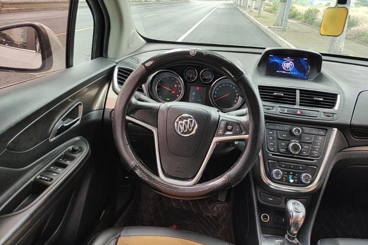 Used Buick Encore 2015 1.4T Automatic Two-Wheel Drive Urban Leading Model Steering Wheel