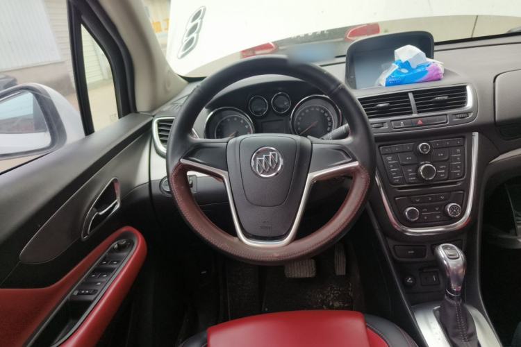 Used Buick Encore 2015 1.4T Automatic Two-Wheel Drive Urban Elite Version Steering Wheel
