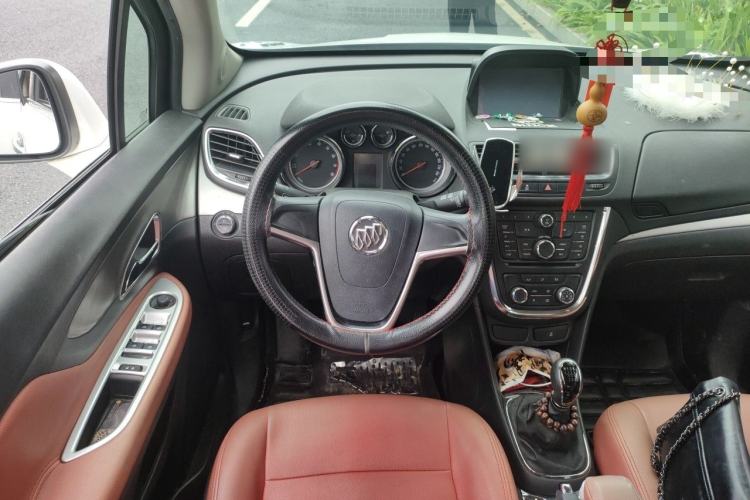 Used Buick Encore 2015 1.4T Manual Two-Wheel Drive Urban Advanced Model Steering Wheel