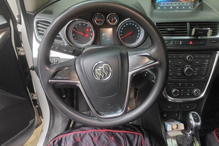 Used Buick Encore 2015 1.4T Automatic Two-Wheel Drive Urban Elite Version Steering Wheel