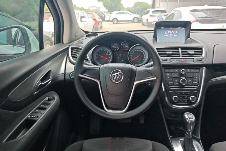 Used Buick Encore 2015 1.4T Automatic Two-Wheel Drive Urban Elite Version Steering Wheel
