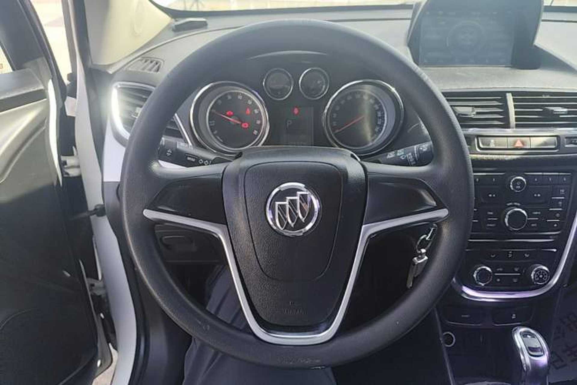 Used Buick Encore 2015 1.4T Automatic Two-Wheel Drive Urban Elite Version Steering Wheel