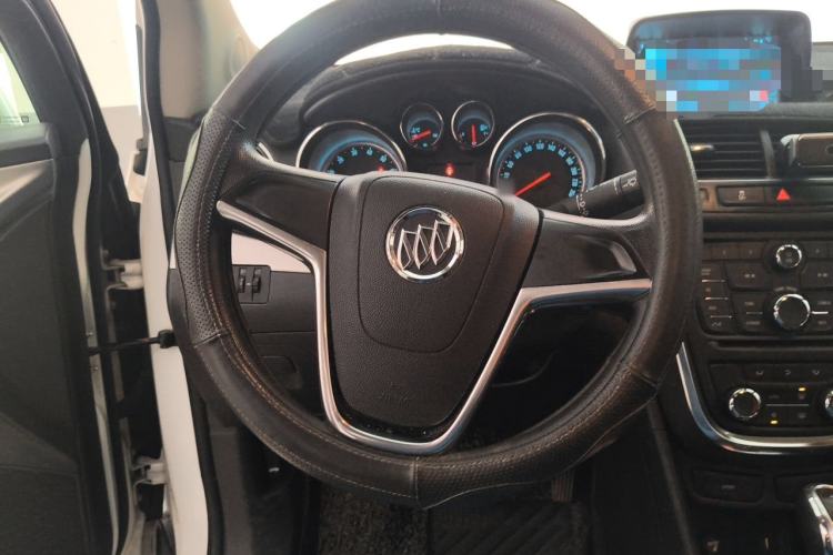 Used Buick Encore 2015 1.4T Automatic Two-Wheel Drive Urban Elite Version Steering Wheel
