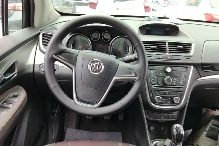 Used Buick Encore 2015 1.4T Manual Two-Wheel Drive Urban Advanced Model Steering Wheel