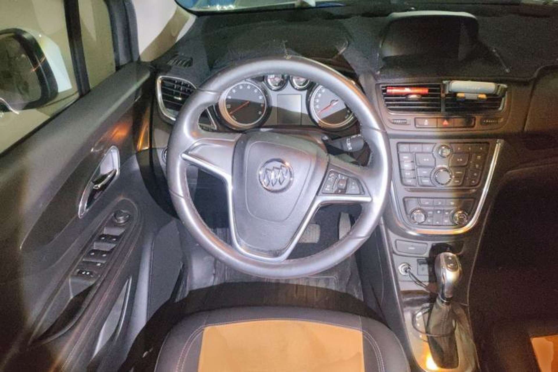 Used Buick Encore 2015 1.4T Automatic Two-Wheel Drive Urban Leading Model Steering Wheel