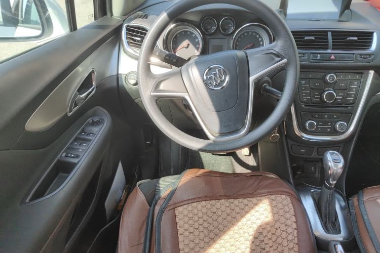 Used Buick Encore 2015 1.4T Automatic Two-Wheel Drive Urban Elite Version Steering Wheel