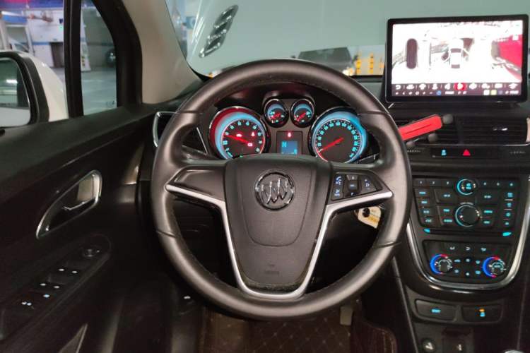 Used Buick Encore 2015 1.4T Automatic Two-Wheel Drive Urban Leading Model Steering Wheel