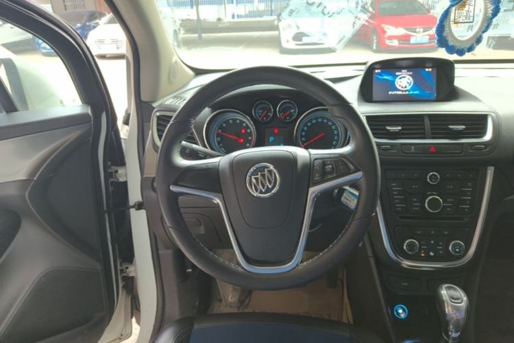 Used Buick Encore 2015 1.4T Automatic Two-Wheel Drive Urban Leading Model Steering Wheel