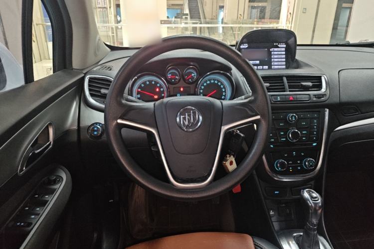 Used Buick Encore 2015 1.4T Automatic Two-Wheel Drive Urban Elite Version Steering Wheel