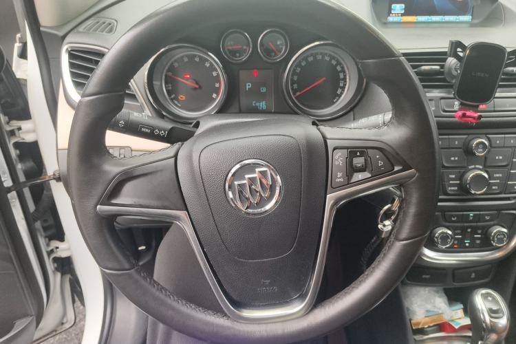 Used Buick Encore 2015 1.4T Automatic Two-Wheel Drive Urban Leading Model Steering Wheel
