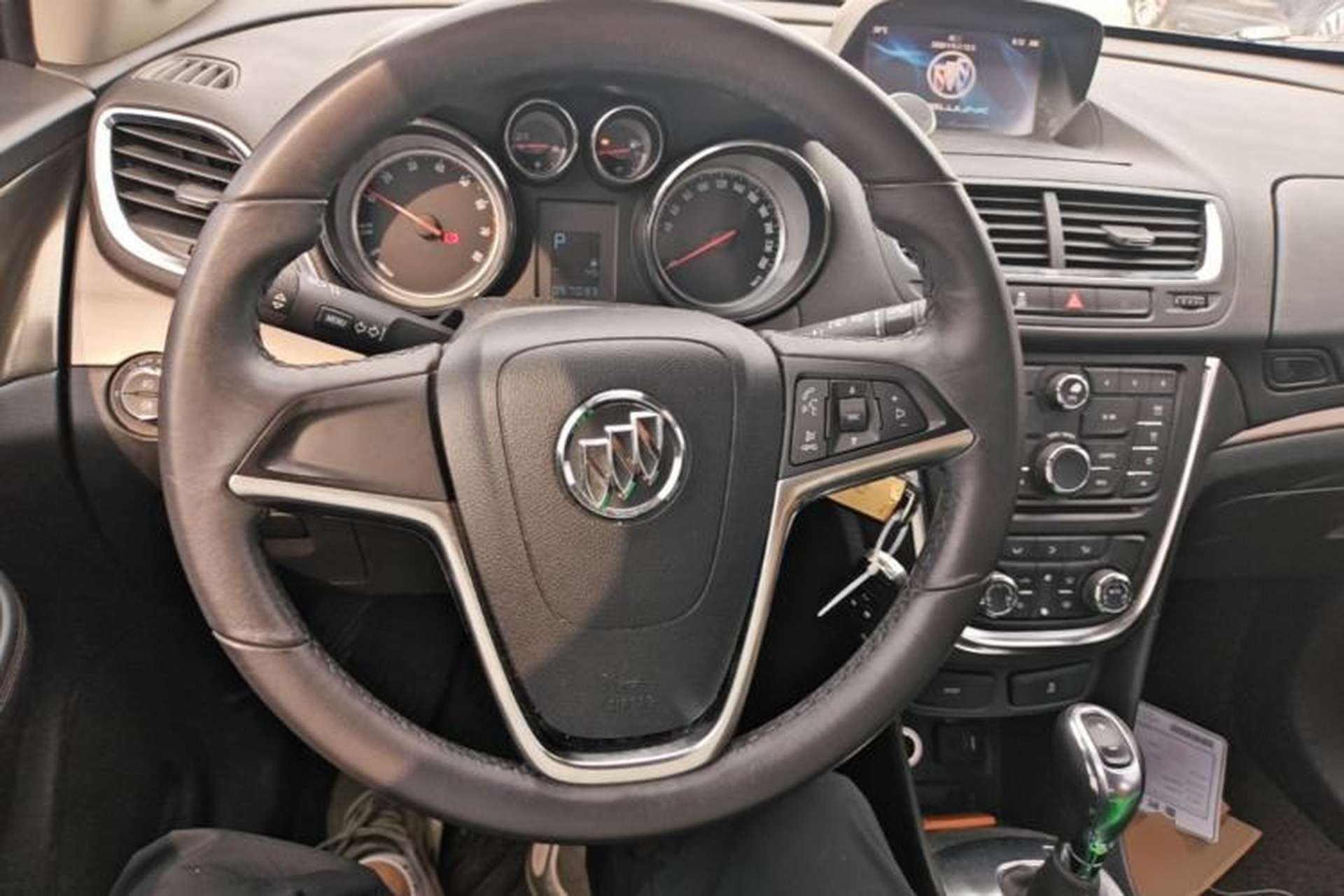 Used Buick Encore 2015 1.4T Automatic Two-Wheel Drive Urban Leading Model Steering Wheel