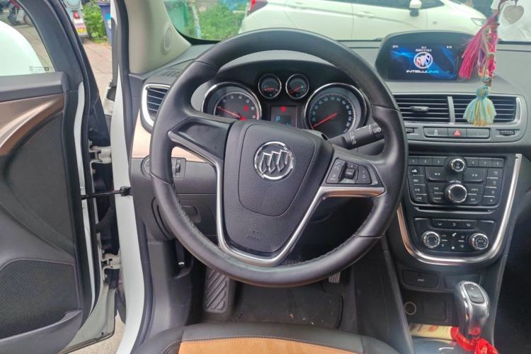 Used Buick Encore 2015 1.4T Automatic Two-Wheel Drive Urban Leading Model Steering Wheel