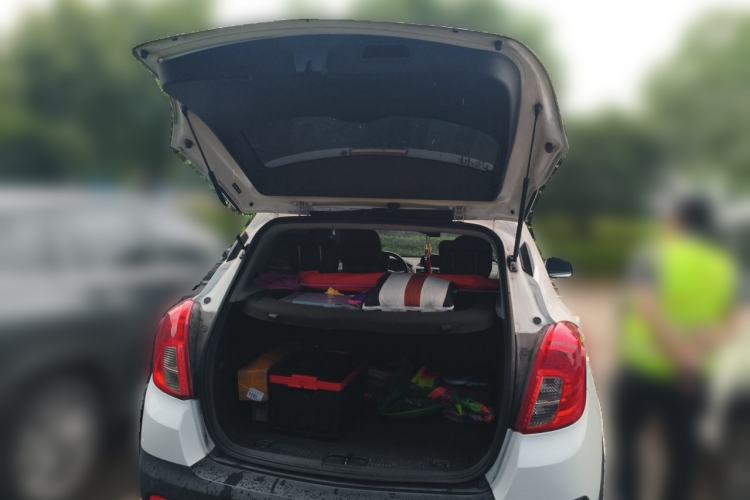 Used Buick Encore 2015 1.4T Automatic Two-Wheel Drive Urban Leading Model Trunk