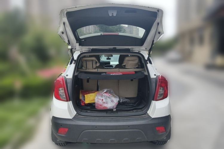 Used Buick Encore 2015 1.4T Automatic Two-Wheel Drive Urban Elite Version Trunk