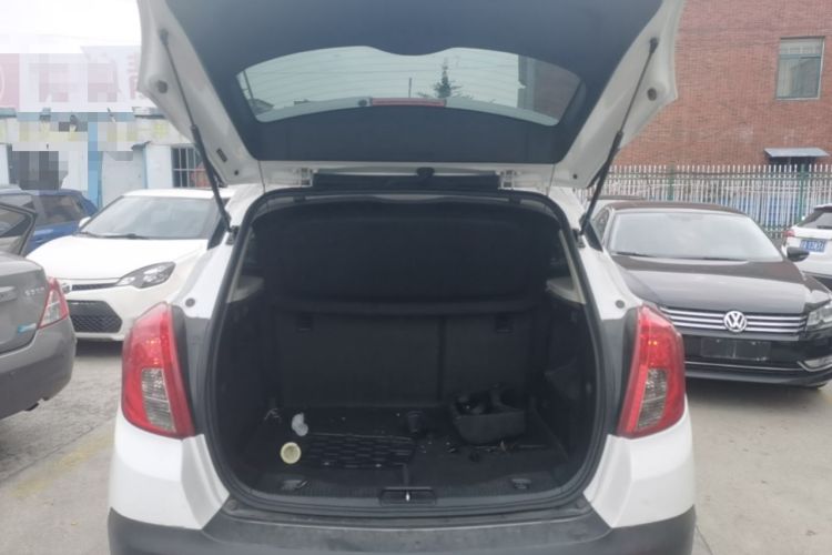 Used Buick Encore 2015 1.4T Automatic Two-Wheel Drive Urban Elite Version Trunk