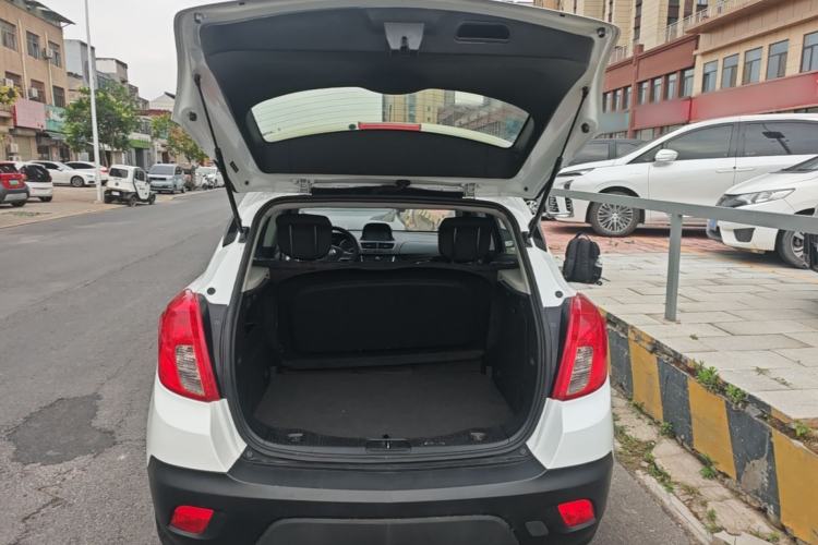 Used Buick Encore 2015 1.4T Automatic Two-Wheel Drive Urban Elite Version Trunk