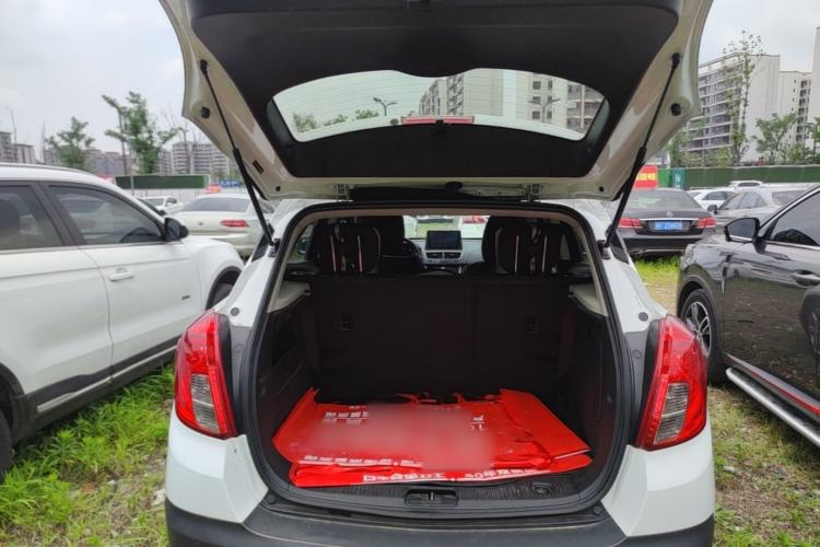 Used Buick Encore 2015 1.4T Automatic Two-Wheel Drive Urban Elite Version Trunk