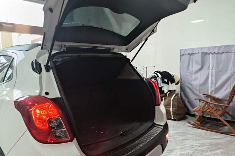Used Buick Encore 2015 1.4T Automatic Two-Wheel Drive Urban Leading Model Trunk