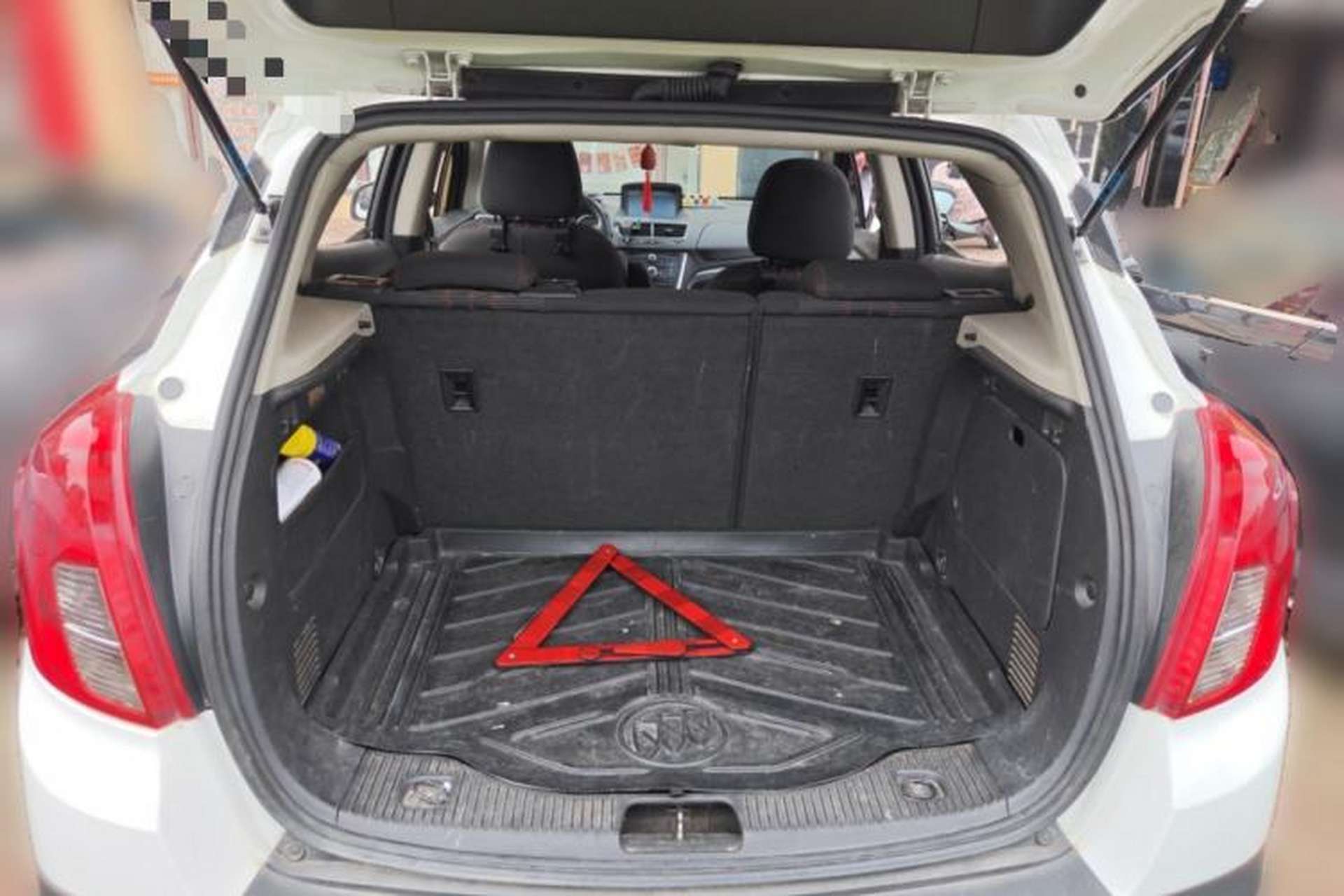 Used Buick Encore 2015 1.4T Automatic Two-Wheel Drive Urban Elite Version Trunk