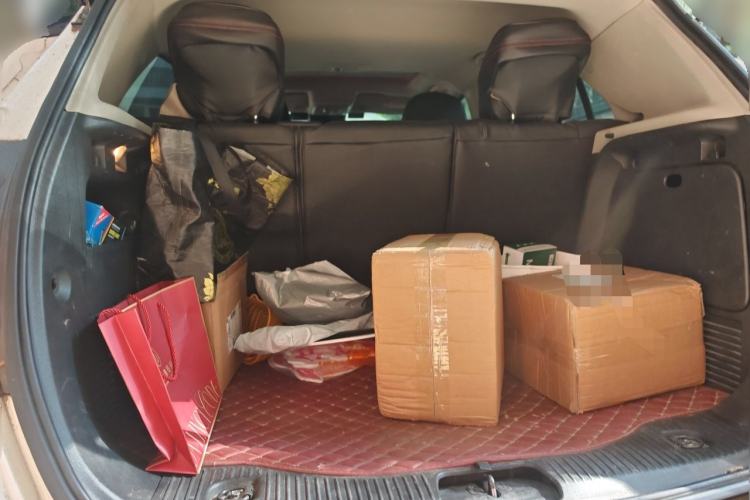 Used Buick Encore 2015 1.4T Automatic Two-Wheel Drive Urban Elite Version Trunk