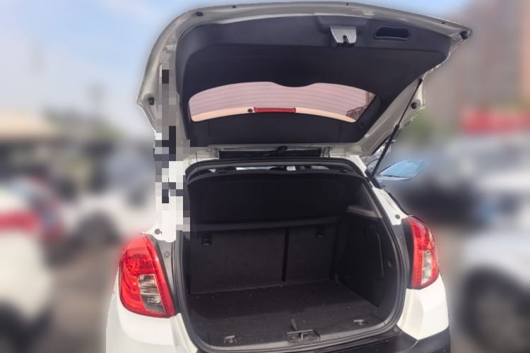 Used Buick Encore 2015 1.4T Automatic Two-Wheel Drive Urban Elite Version Trunk