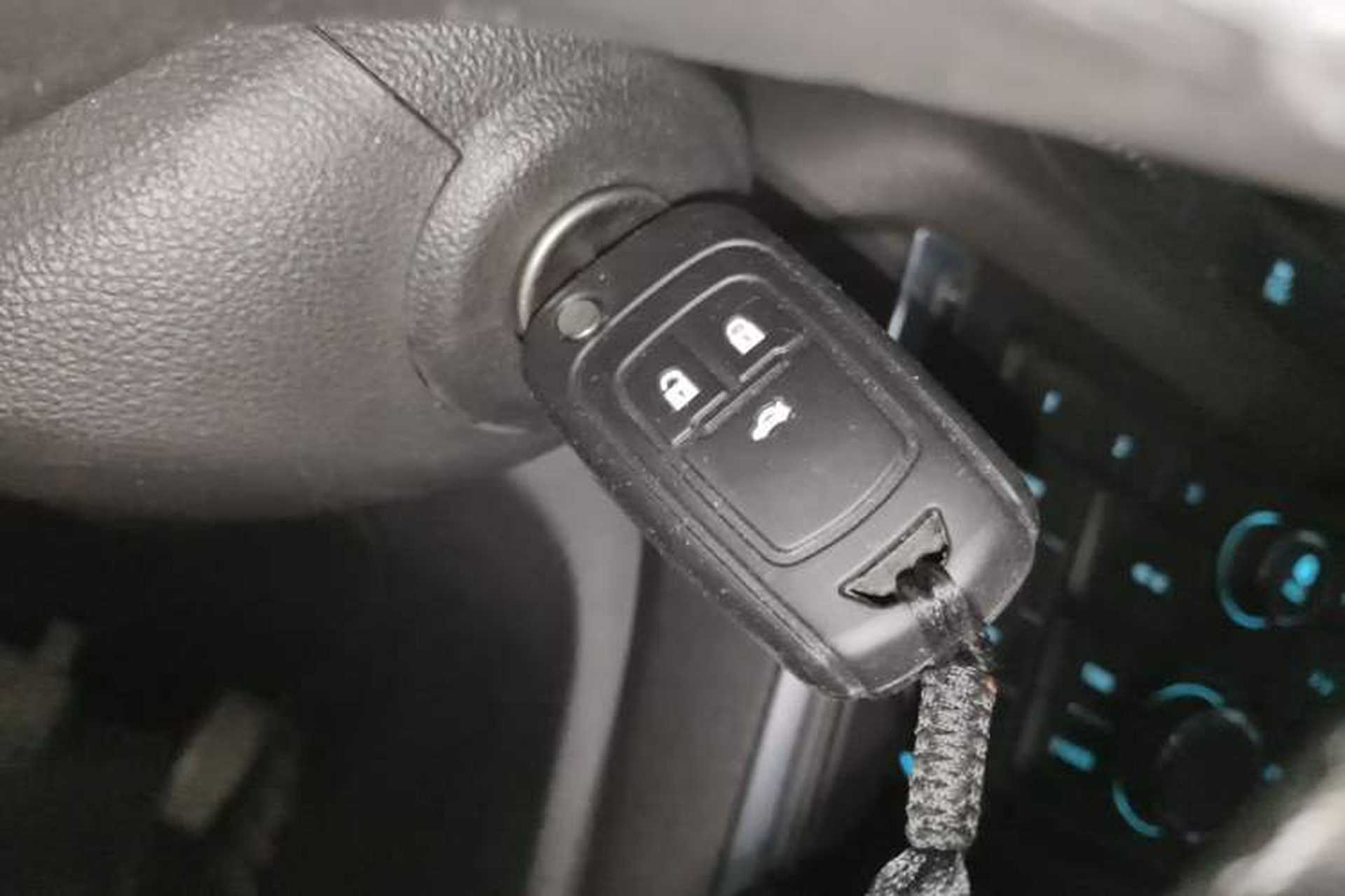 Used Buick Encore 2015 1.4T Automatic Two-Wheel Drive Urban Leading Model Vehicle Key