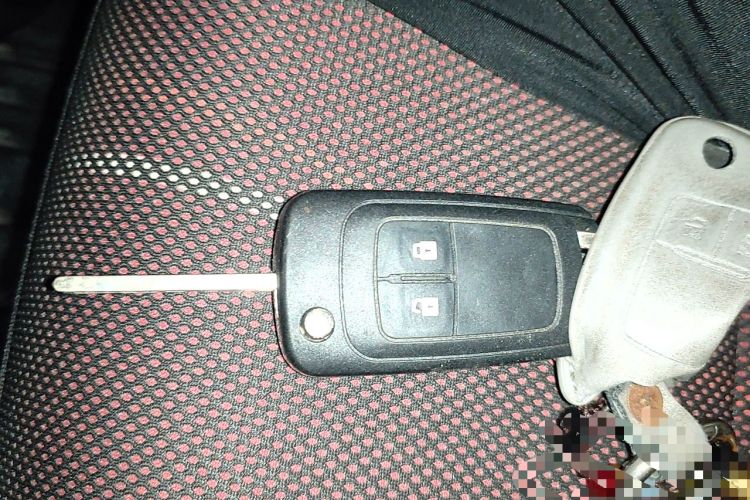 Used Buick Encore 2015 1.4T Manual Two-Wheel Drive Urban Advanced Model Vehicle Key