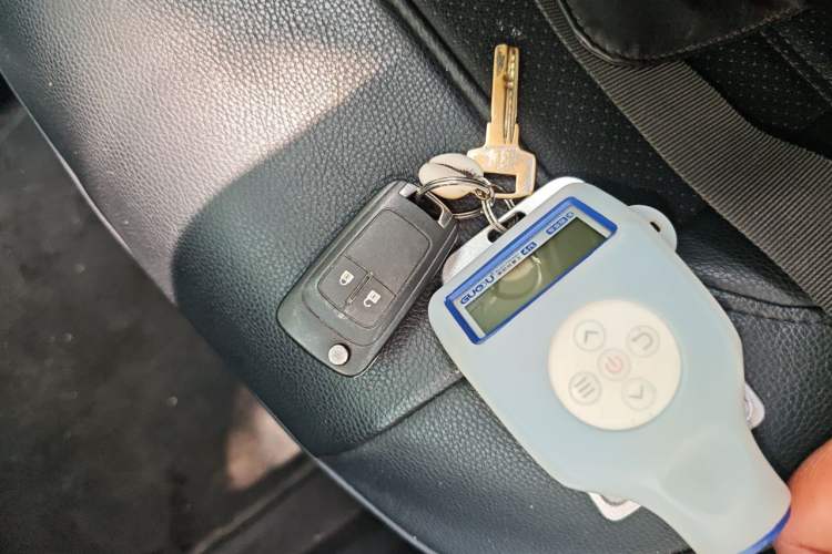 Used Buick Encore 2015 1.4T Automatic Two-Wheel Drive Urban Elite Version Vehicle Key