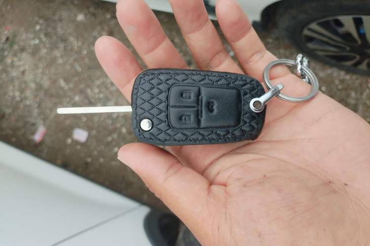Used Buick Encore 2015 1.4T Automatic Two-Wheel Drive Urban Elite Version Vehicle Key
