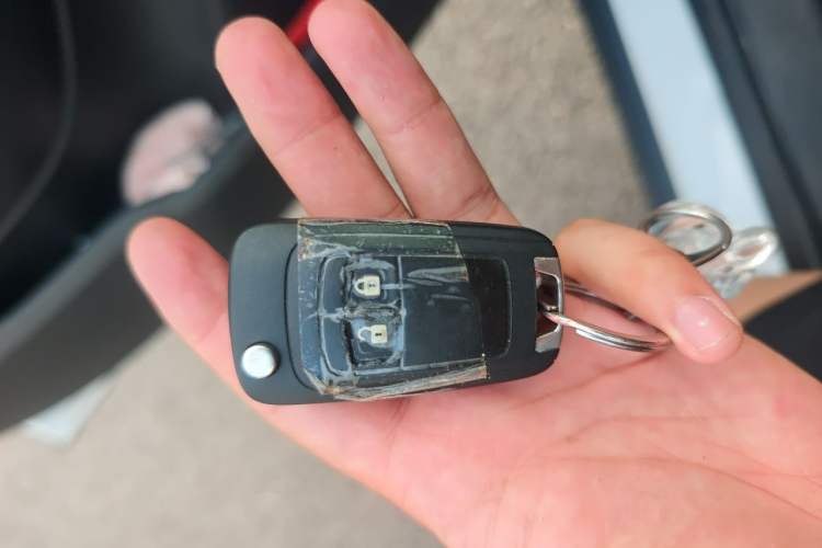 Used Buick Encore 2015 1.4T Manual Two-Wheel Drive Urban Advanced Model Vehicle Key