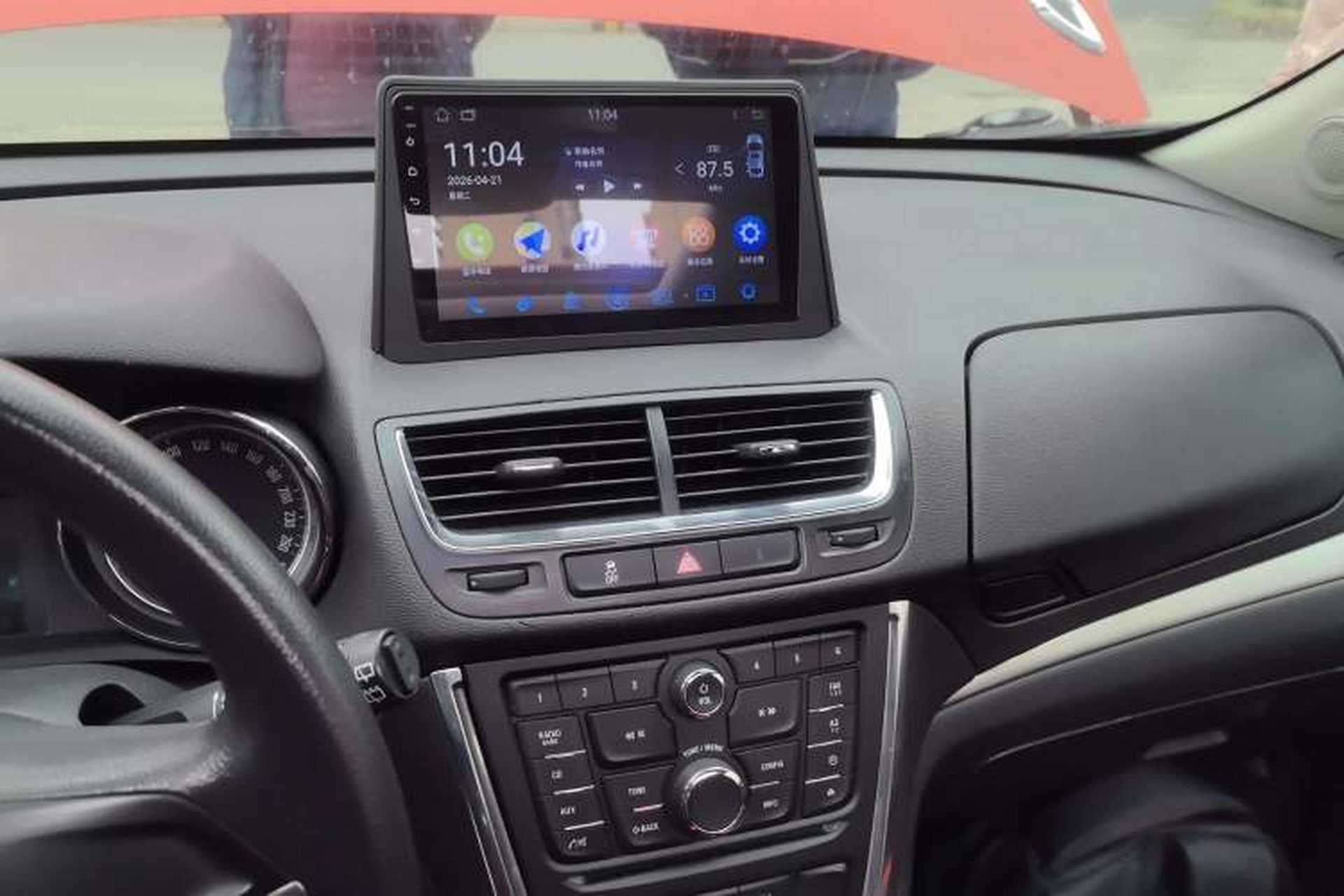 Used Buick Encore 2015 1.4T Manual Two-Wheel Drive Urban Advanced Model Audio And AC Panel