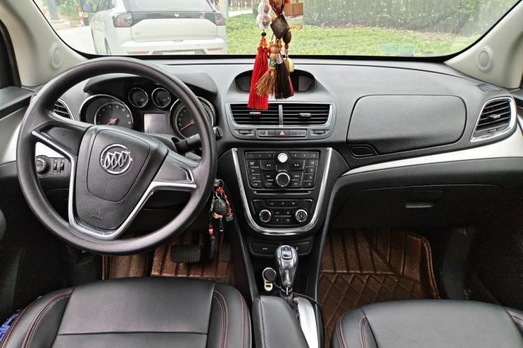 Used Buick Encore 2015 1.4T Automatic Two-Wheel Drive Urban Elite Version Center Console