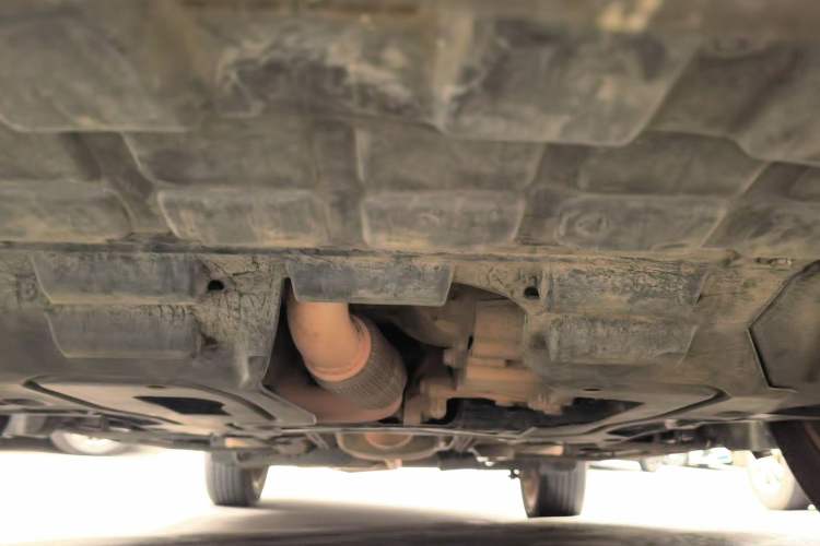 Used Buick Encore 2015 1.4T Automatic Two-Wheel Drive Urban Elite Version Chassis Front