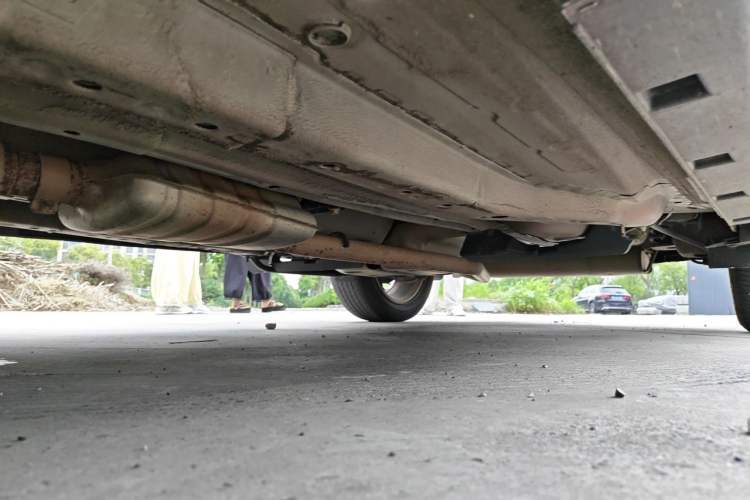 Used Buick Encore 2015 1.4T Automatic Two-Wheel Drive Urban Elite Version Chassis Front Left