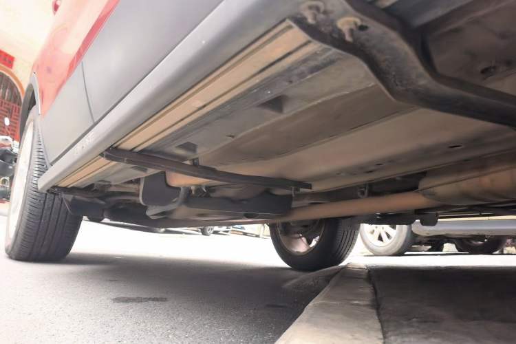Used Buick Encore 2015 1.4T Automatic Two-Wheel Drive Urban Elite Version Chassis Front Right