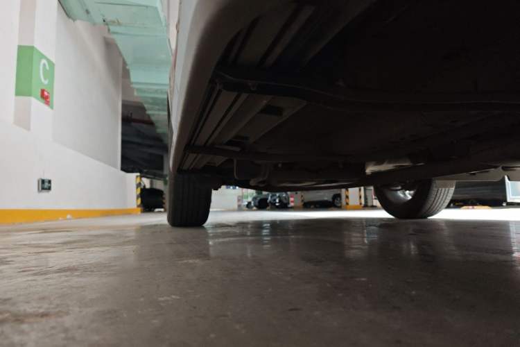 Used Buick Encore 2015 1.4T Automatic Two-Wheel Drive Urban Elite Version Chassis Front Right