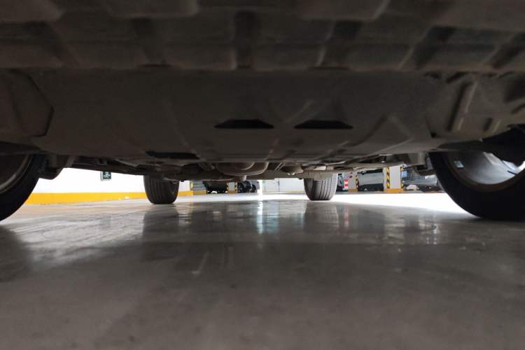 Used Buick Encore 2015 1.4T Automatic Two-Wheel Drive Urban Elite Version Chassis Front