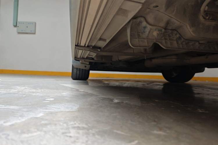 Used Buick Encore 2015 1.4T Automatic Two-Wheel Drive Urban Elite Version Chassis Rear Left