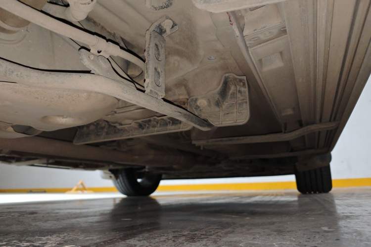 Used Buick Encore 2015 1.4T Automatic Two-Wheel Drive Urban Elite Version Chassis Rear Right