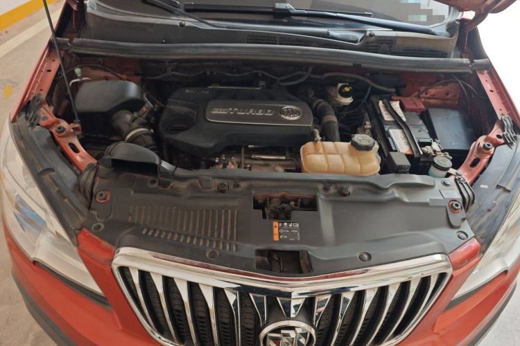 Used Buick Encore 2015 1.4T Automatic Two-Wheel Drive Urban Elite Version Engine Bay
