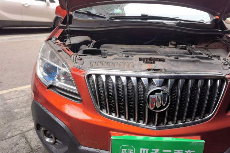 Used Buick Encore 2015 1.4T Automatic Two-Wheel Drive Urban Elite Version Right Front Headlight