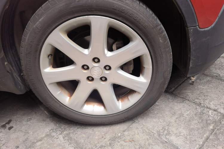 Used Buick Encore 2015 1.4T Automatic Two-Wheel Drive Urban Elite Version Right Front Wheel Hub
