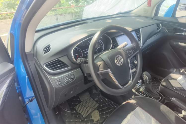 Used Buick Encore 2016 18T Automatic Two-Wheel Drive Urban Leading Edition Center Console