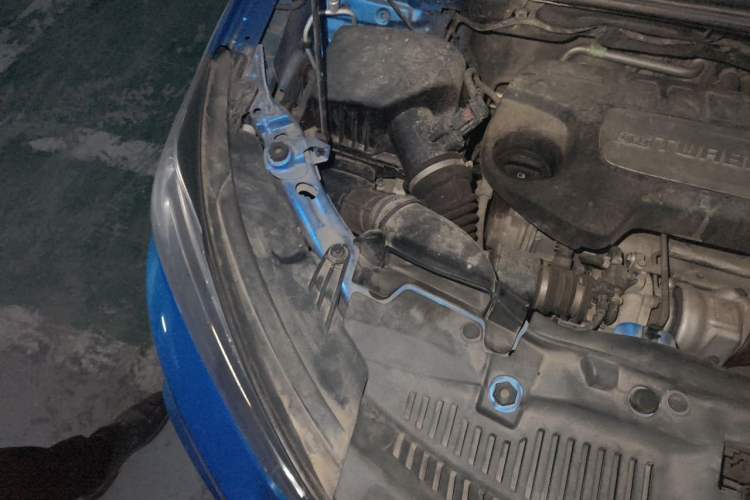 Used Buick Encore 2016 18T Manual Two-Wheel Drive Urban Advanced Model Engine Bay Right