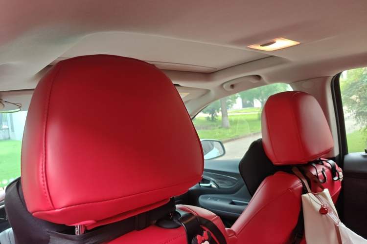 Used Buick Encore 2016 18T Automatic Two-Wheel Drive Urban Leading Edition Headliner