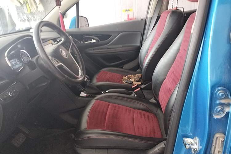 Used Buick Encore 2016 18T Automatic All-Wheel-Drive Flagship Model Left Front Seat