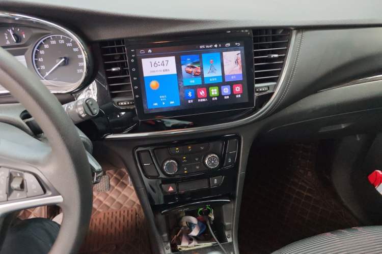 Used Buick Encore 2016 18T Manual Two-Wheel Drive Urban Advanced Model Audio And AC Panel